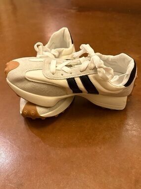 Women’s White/Gray Sneakers with Black Stripes and Brown Accents